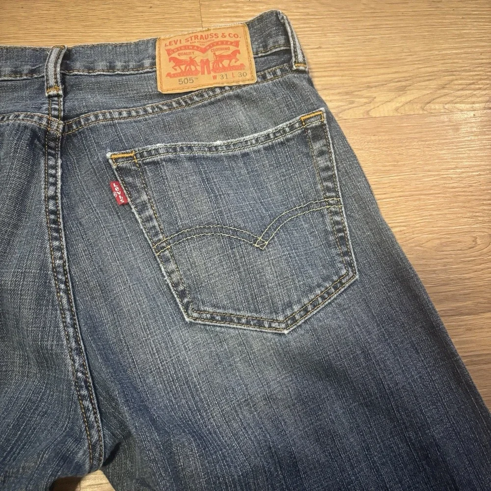 Levi 505 Mens 31x30 Classic Straight‎  Regular Fit Denim Blue Jeans Medium Wash